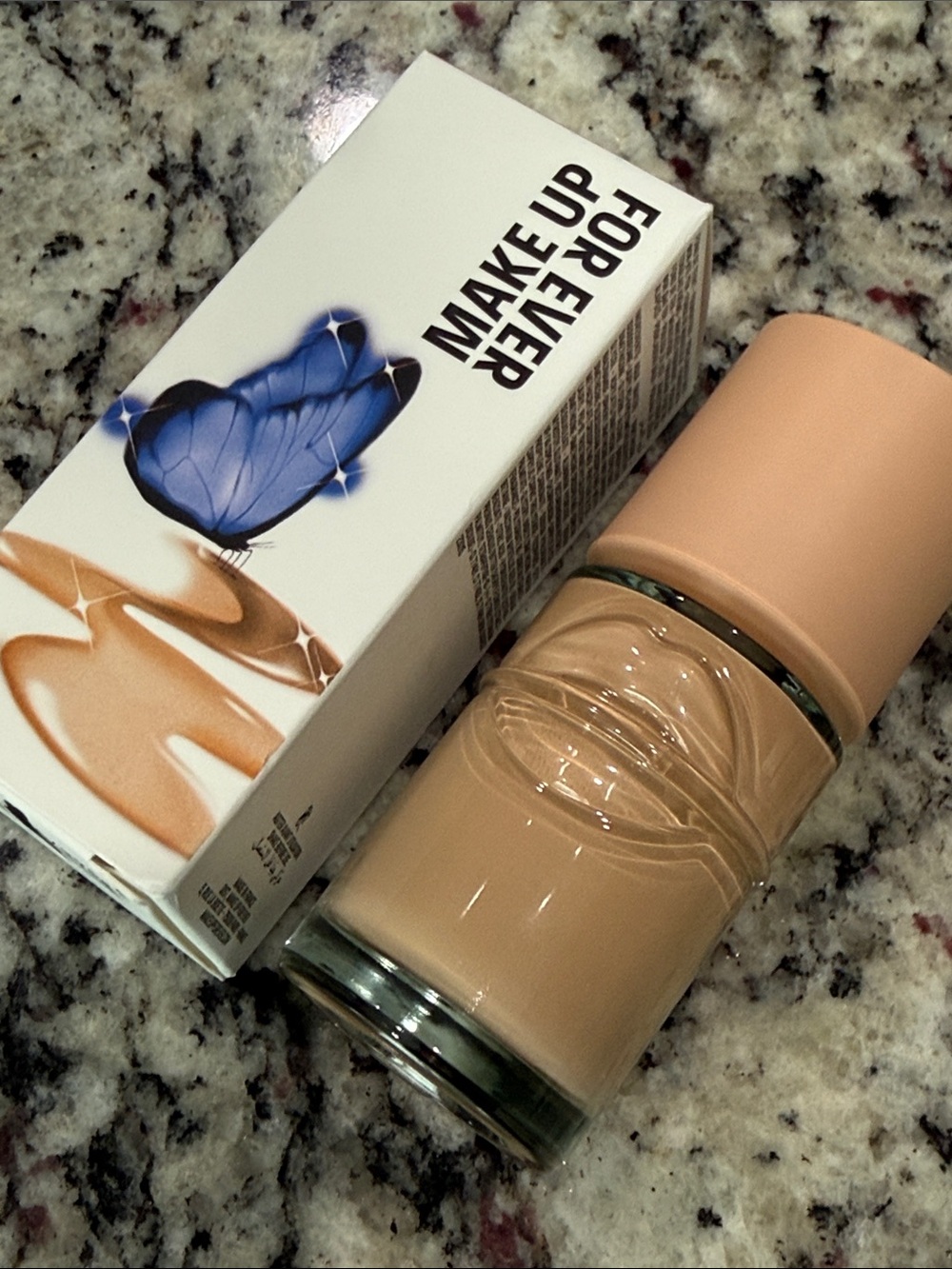 Makeup Forever 222N HD Skin Perfecting Foundation New in box!